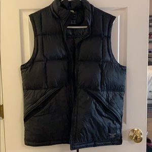 ♡ SOLD ♡ black abercrombie vest (missing zip-on hood)